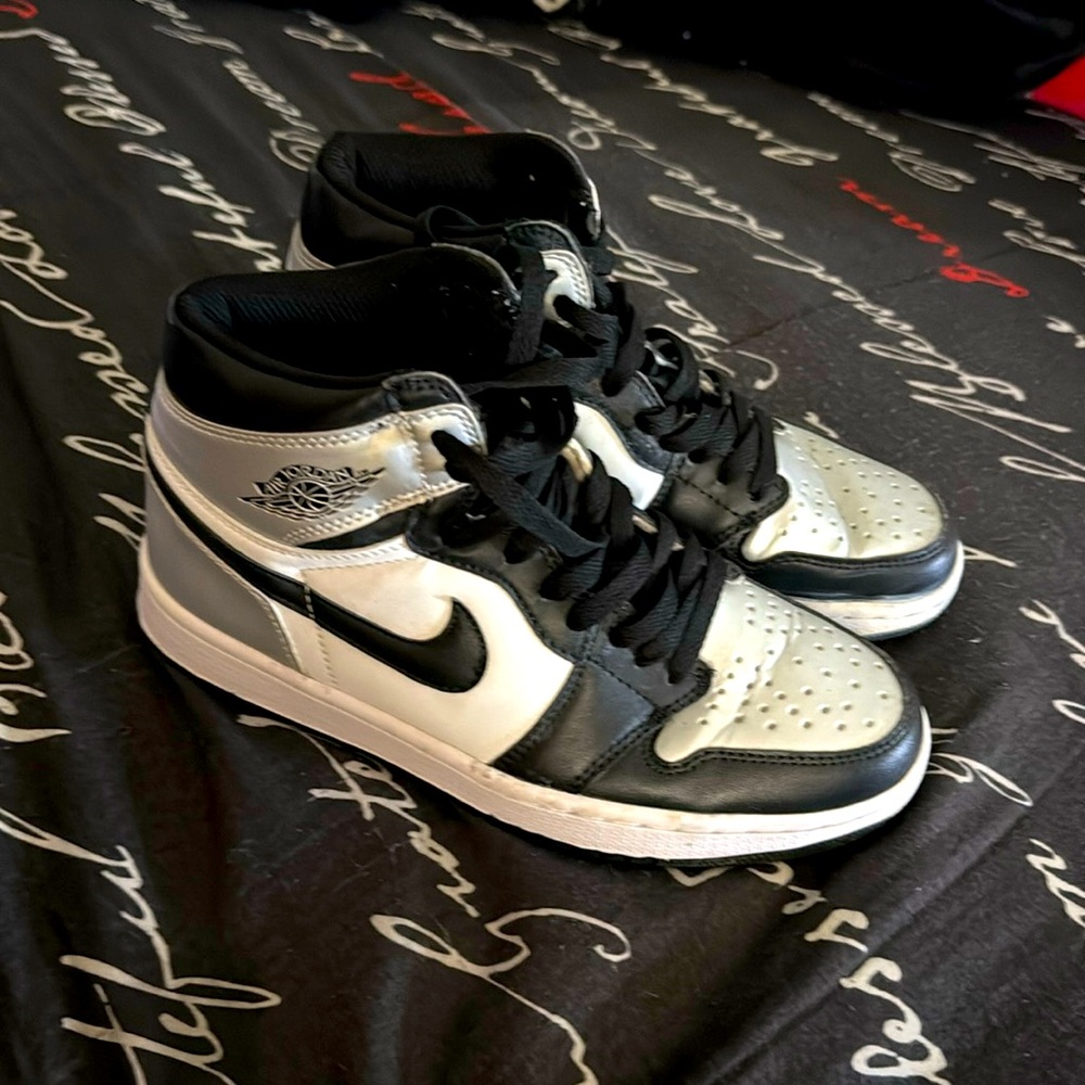 jordan 1s - Picture 1 of 1